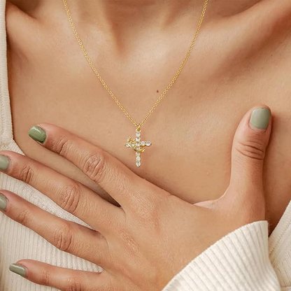 Collier Crucifix Jésus — Acier Inoxydable